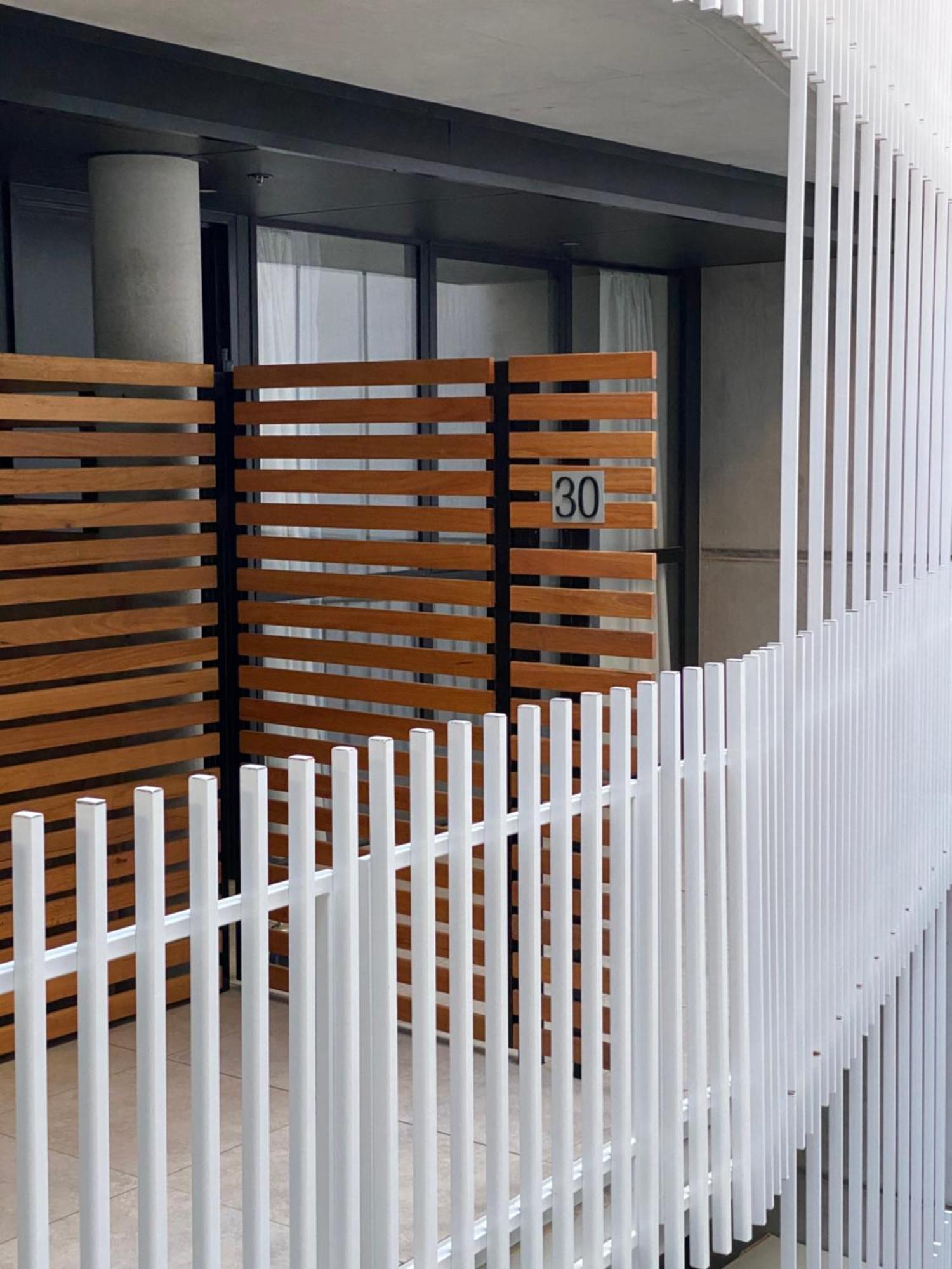 The Gallery Luxe 1 Bedroom Executive Apartment In The Heart Of Braddon Wine Secure Parking Wifi Κανμπέρα Εξωτερικό φωτογραφία